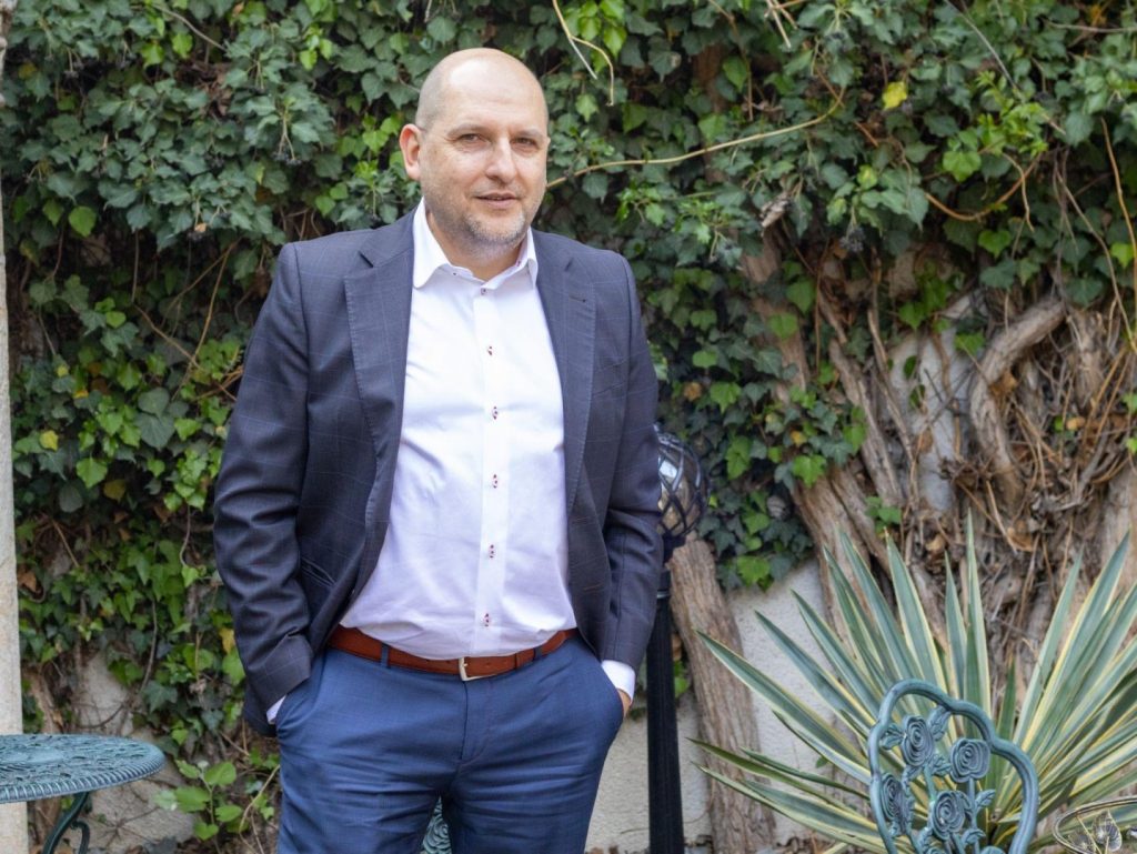 Consultanta profesionala pentru alegerea politelor potrivite de la Activ Asigurari